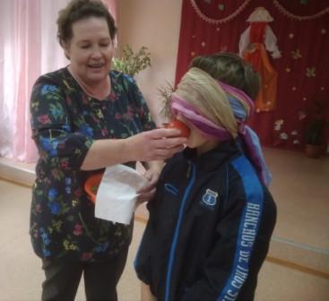 Игра "Угадай на вкус"